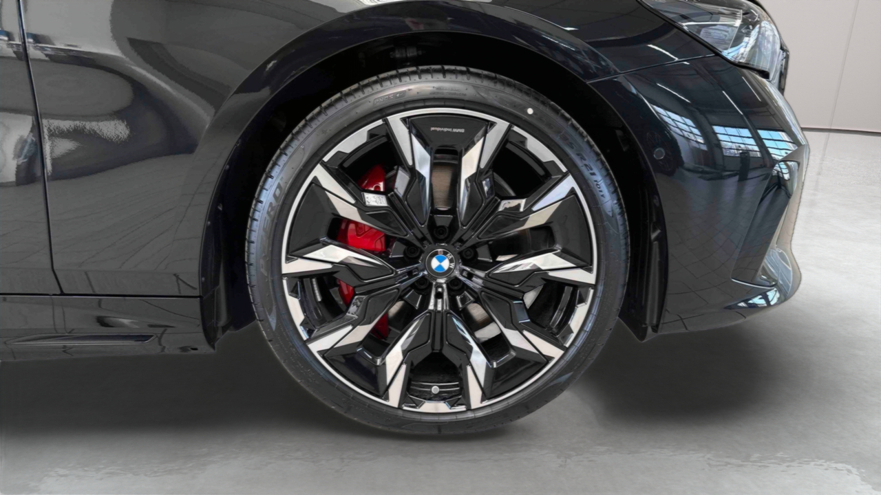 BMW 550e xDrive PHEV 489 ch BVA8 — photo 21
