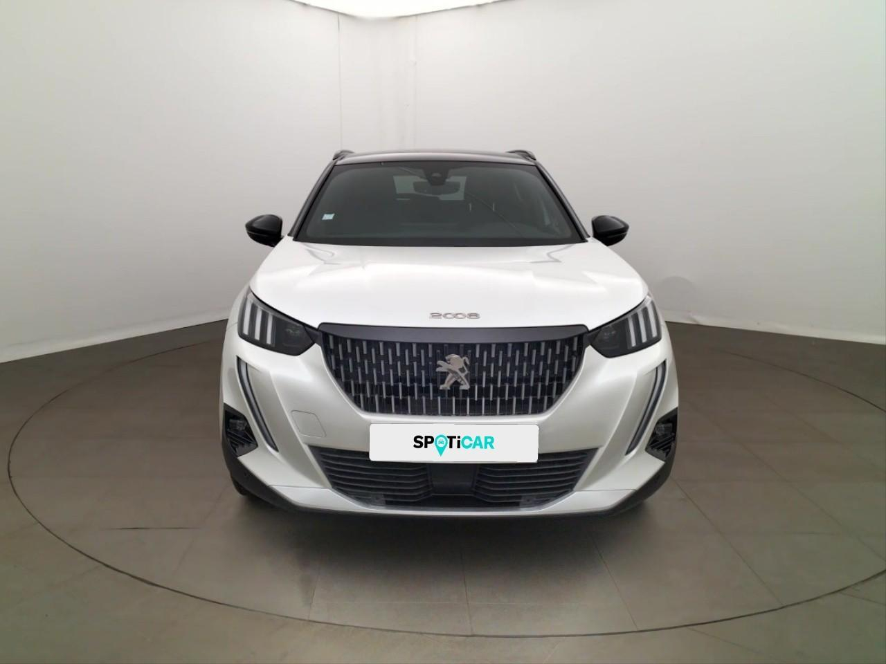 Peugeot 2008 puretech 130 s&s eat8 gt — photo 8