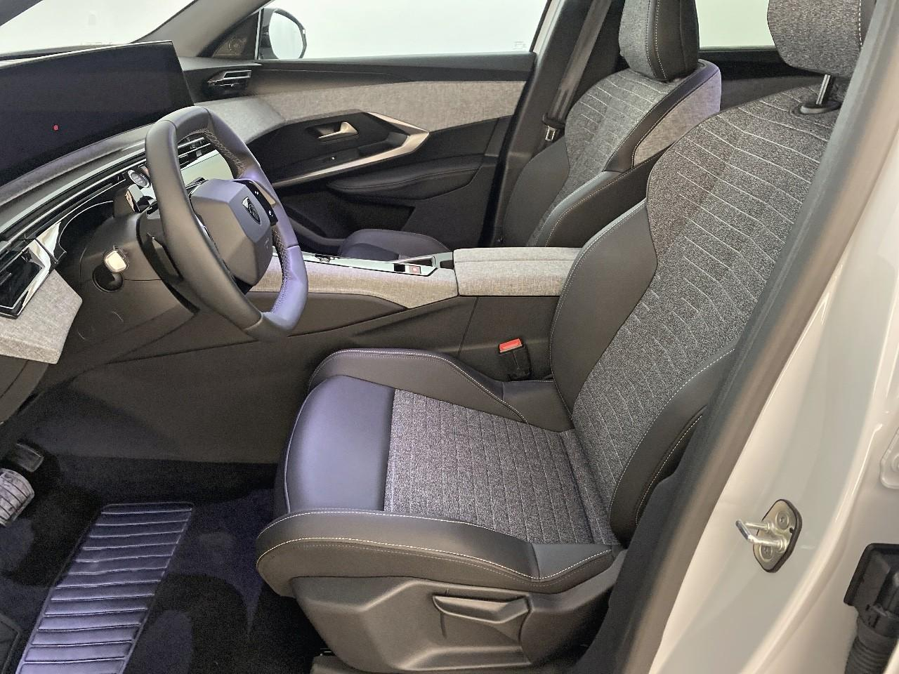 Peugeot 5008 hybrid 145 ch e-dcs6 allure — photo 9