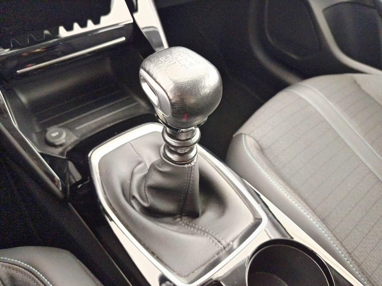 Peugeot 208 puretech 100 s&s bvm6 allure — photo 29