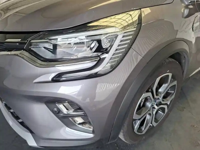 Renault Captur e-tech plug-in 160 - 21 — photo 48