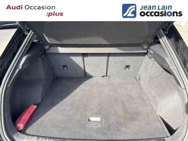 Audi Q3 35 tfsi 150 ch — photo 30
