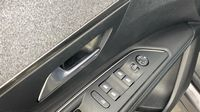 Peugeot 3008 1.5 BlueHDi 130ch S&S Allure Pack EAT8 — photo 19