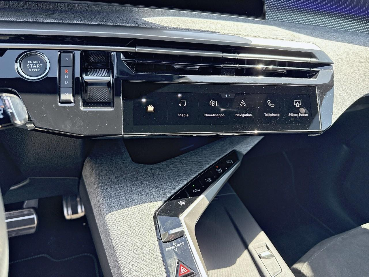Peugeot 3008 hybrid 145 e-dcs6 gt — photo 18