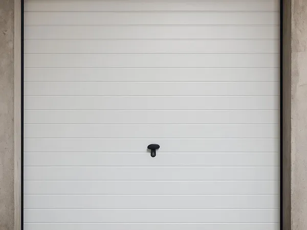👉 Garage / Box fermé sécurisé à louer - Villefontaine
