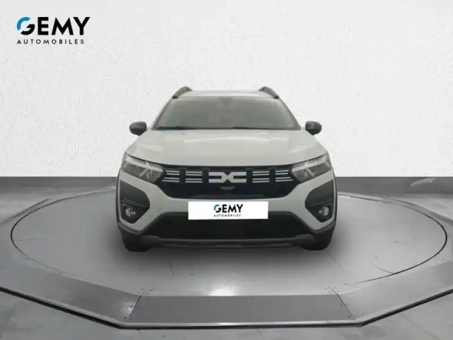 Dacia Jogger tce 110 5 places — photo 2