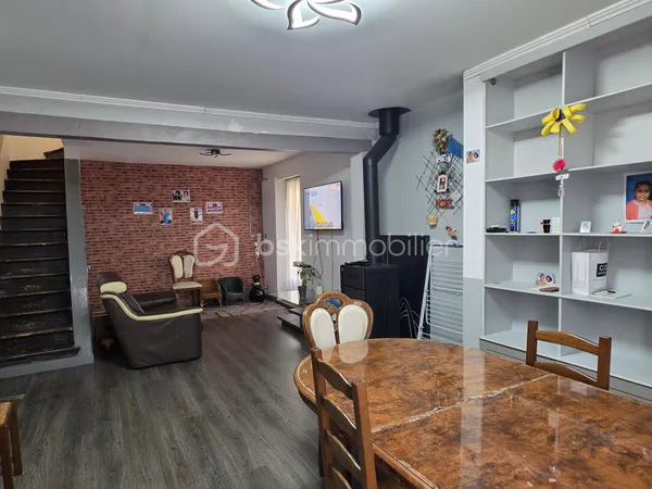 Maison 7 pièces 121 m²