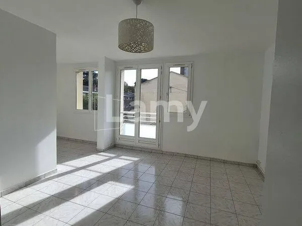 Appartement 4 pièces 60 m²