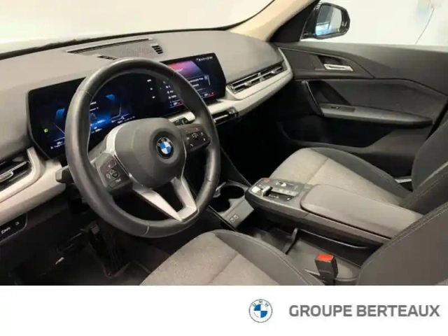 Bmw X1 sdrive18i 136ch business design — photo 4