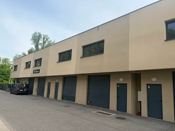LOCAL D'ACTIVITE - ATELIER à LOUER