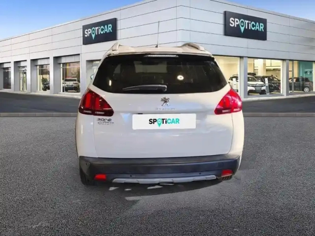 Peugeot 2008 puretech 110ch s&amp;s eat6 allure — photo 4