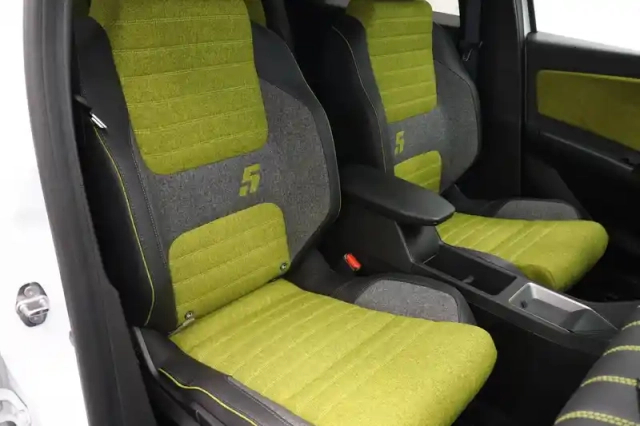 Renault 5 renault  e-tech electrique 10 ch autonomie confort — photo 11