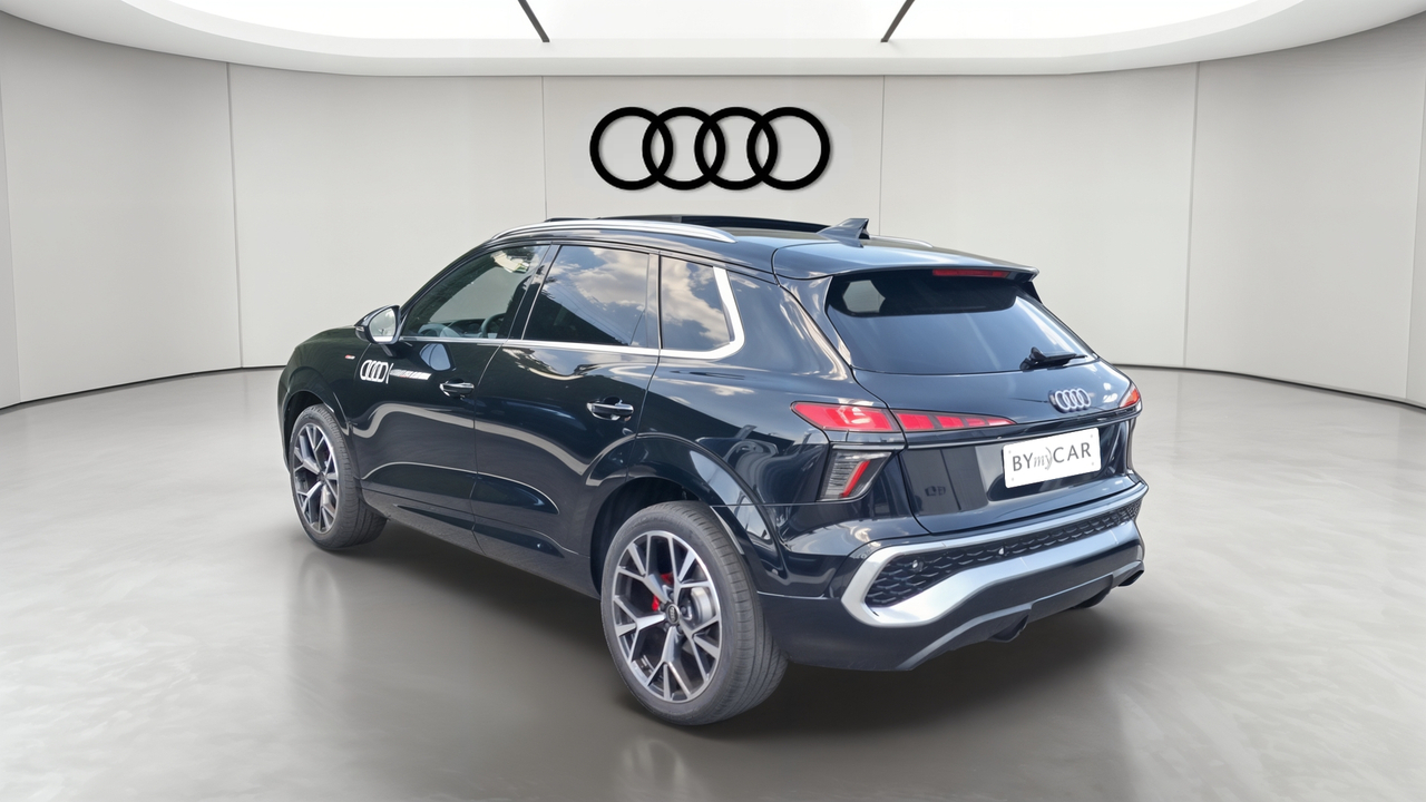 Audi Q3 TFSI 150 ch Hybride S tronic 7 — photo 3