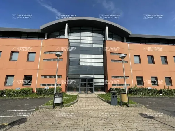 Bureaux 1500 m²