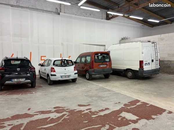 Lot 5 parkings couverts