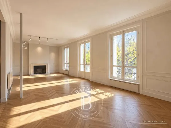 Appartement 4 pièces 180 m²