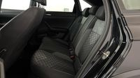 Volkswagen Taigo 1.0 TSI 110ch R-Line DSG7 — photo 13