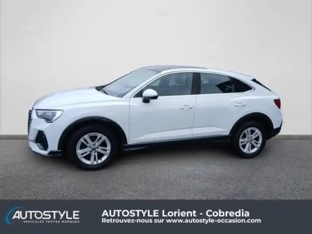 Audi Q3 sportback 35 tfsi 150ch design s tronic 7 — photo 2