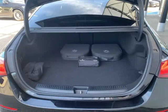 Mercedes Classe E 300 de hybrid eq 9g-tronic 4matic — photo 9