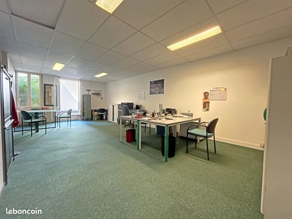 Bureau 42 m²