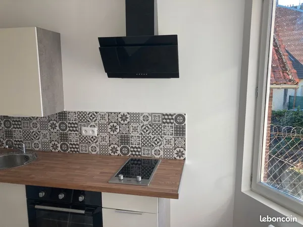 Maisonnette lumineuse à Noyon