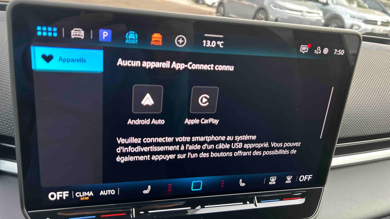 Volkswagen T-Roc 1.5 eTSI EVO2 Hybrid 150 ch DSG7 — photo 30