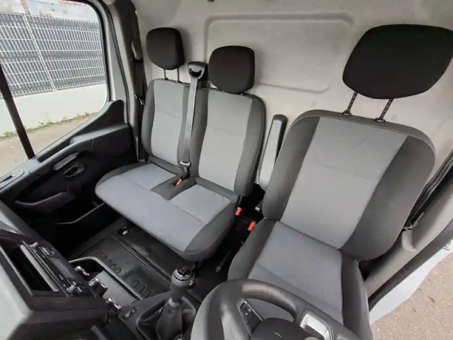Renault Master fgn trac f3500 l2h2 blue dci 135 — photo 30