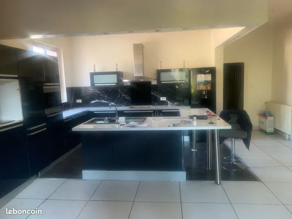 Appartement Location Givors 2p 78m² 800€
