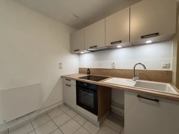 T2 - 47,29m2 - parking - faubourg de hem