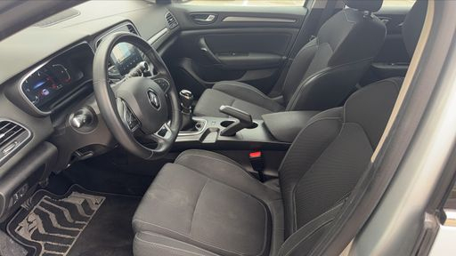 Renault Megane 1.5 Blue dCi 115 - Business – 2021 – 77378 km – Diesel – Boîte Manuelle — photo 29