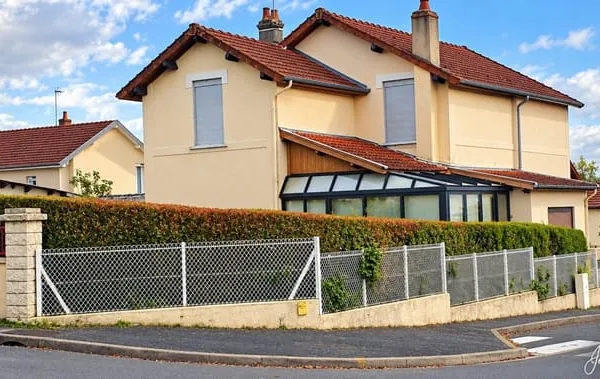 SAINT-VALLIER - QUARTIER DES GAUTHERETS - MAISON 114 M² - 3 CHAMBRES - JARDIN, GARAGE ET DÉPENDANCES
