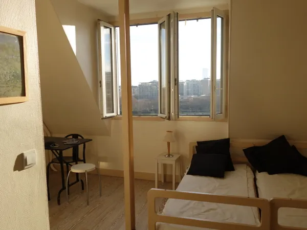 Loue studio - 18m²