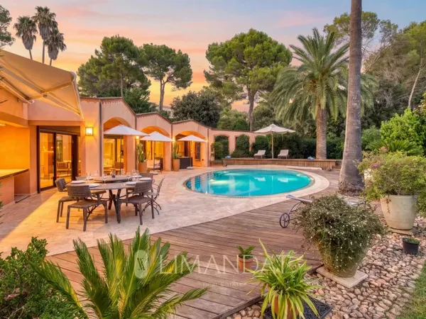 Mougins - Les Parcs de Mougins - Villa de plain-pied de 335 m²