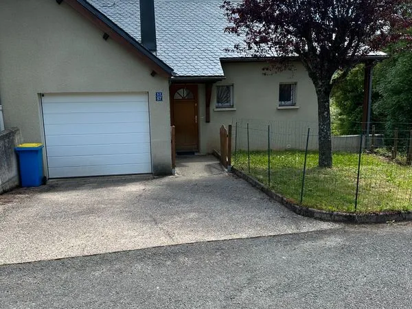 T3 dans Villa MENDE