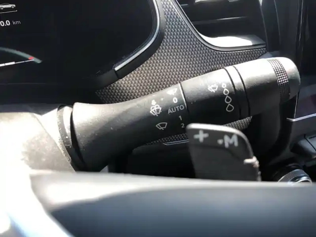 Renault Arkana mild hybrid 140 edc gsr2 — photo 15