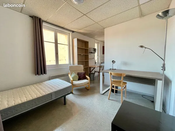 Studio 1 pièce 19 m²