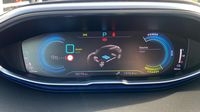 Peugeot 3008 HYBRID4 300ch GT e-EAT8 — photo 10