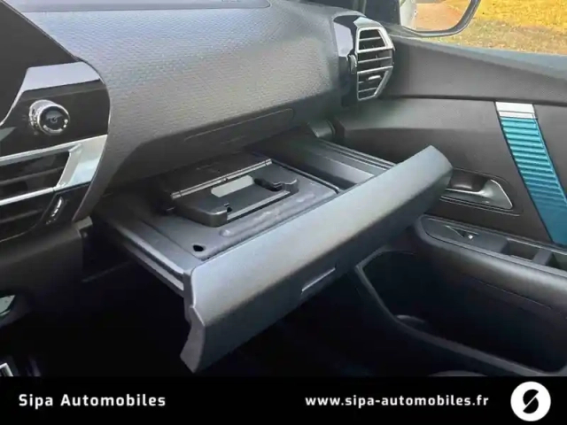 Citroën C4 e- 136 ch automatique — photo 8