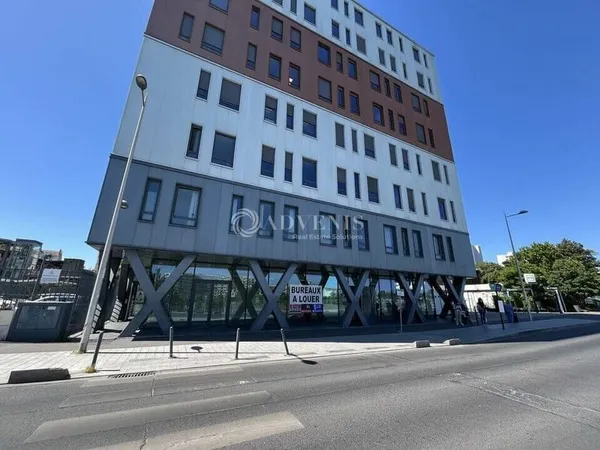 Bureaux 330 m²