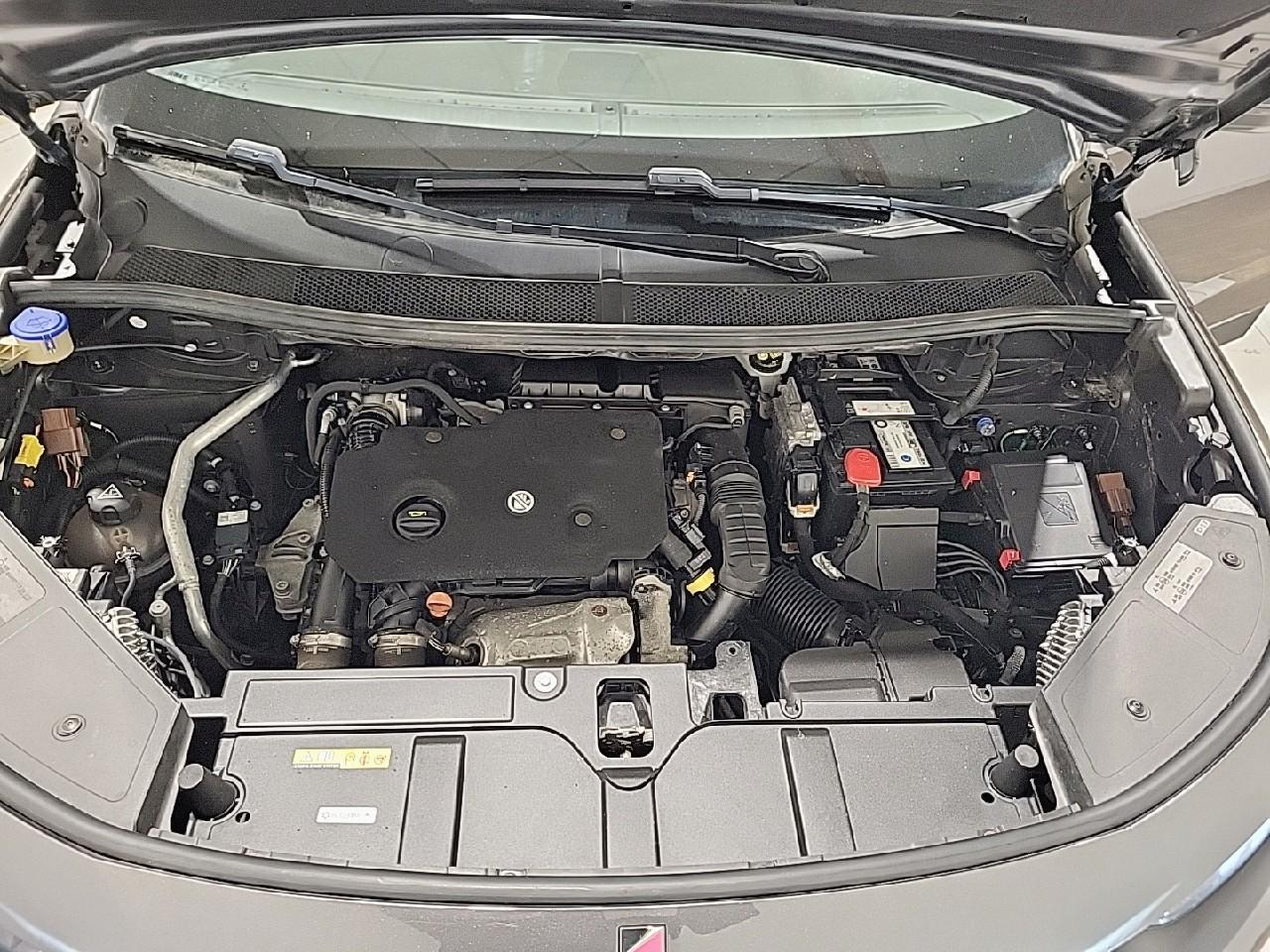 Ds Ds 7 crossback crossback bluehdi 130 eat8 performance line+ — photo 15