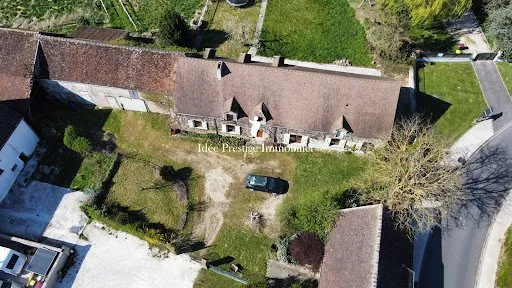 Maison 8 pièces 241 m²