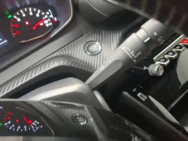 Peugeot 2008 bluehdi 100 s&amp;s bvm6 — photo 42