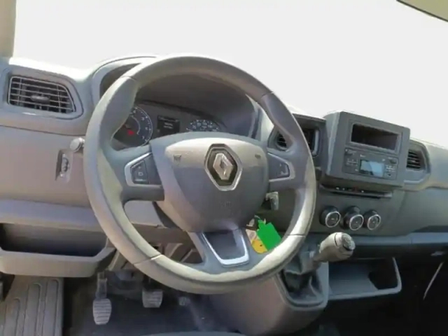 Renault Master plancb f3500 l3h1 2.3 blue dci 145ch confort eurovi — photo 30