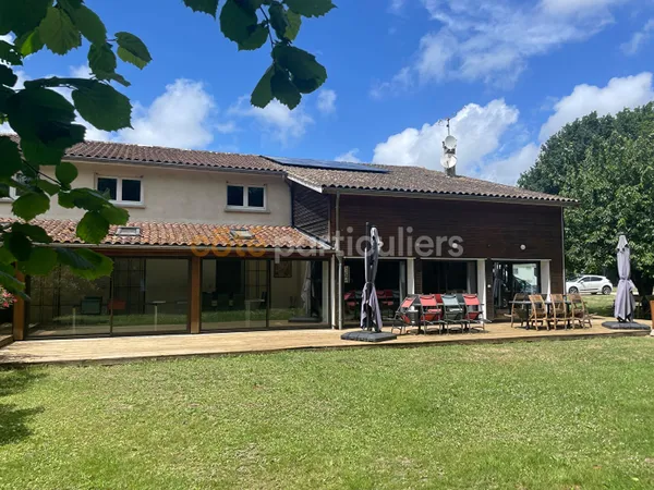 VENSAC - MAISON 8 CHAMBRES - 325m2 - TERRAIN 5 000M2