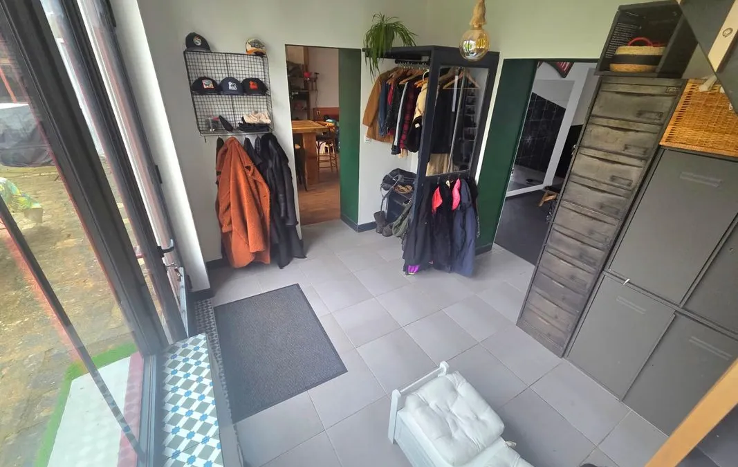 Photo 4