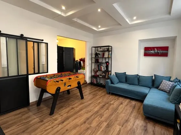 Vieux - Nice - Appartement 3/4P de 64 m2 situé proche de la place Rosseti - En étage - Rue Calme.