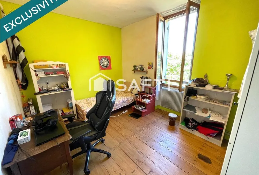 Photo 8