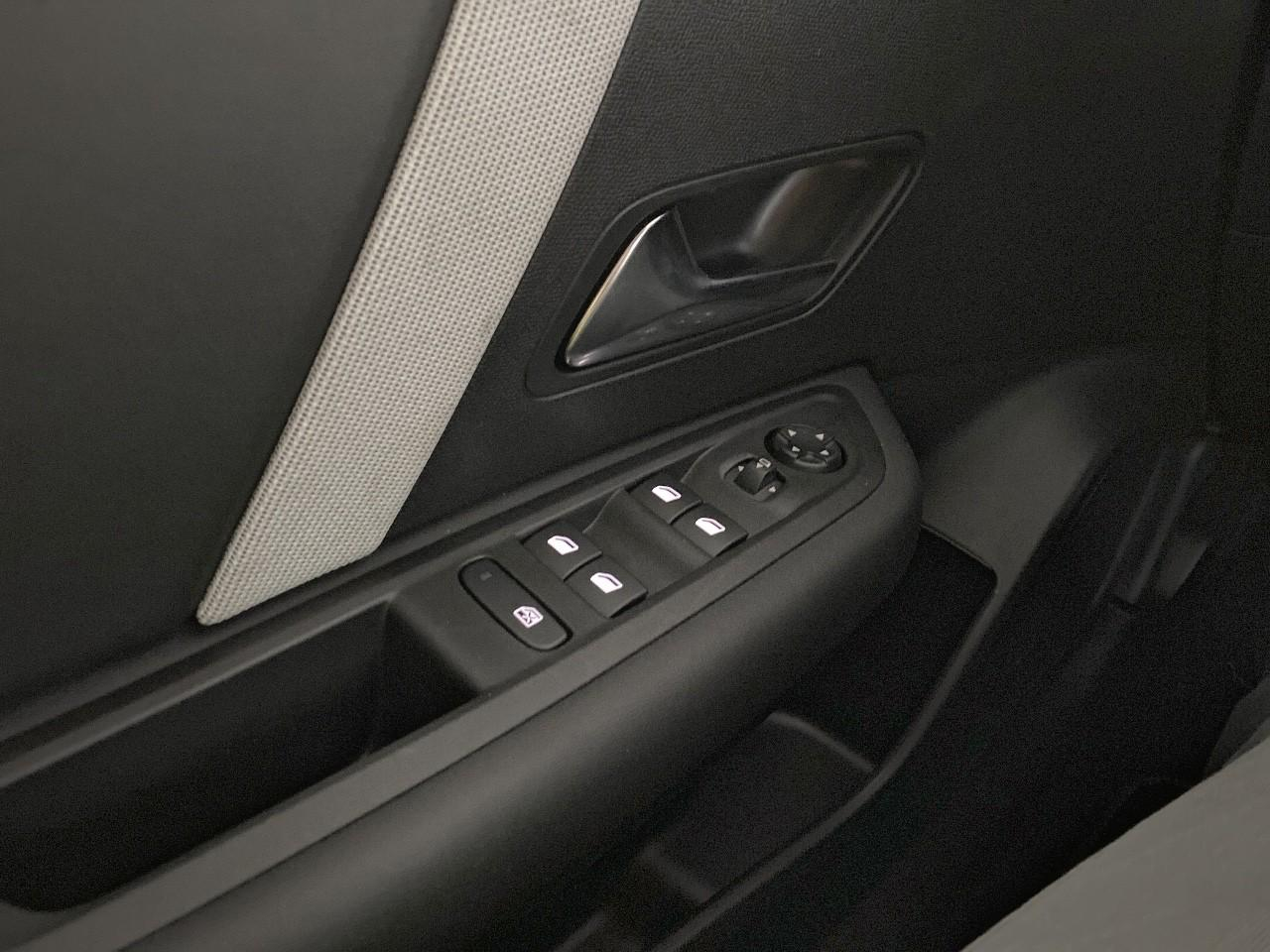 Citroën C4 hybride 136 e-dcs6 max — photo 20