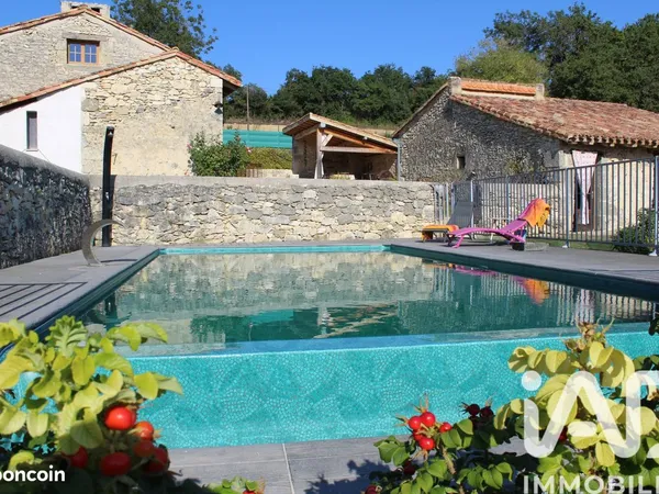 Maison familiale 10 pièces 180 m²
