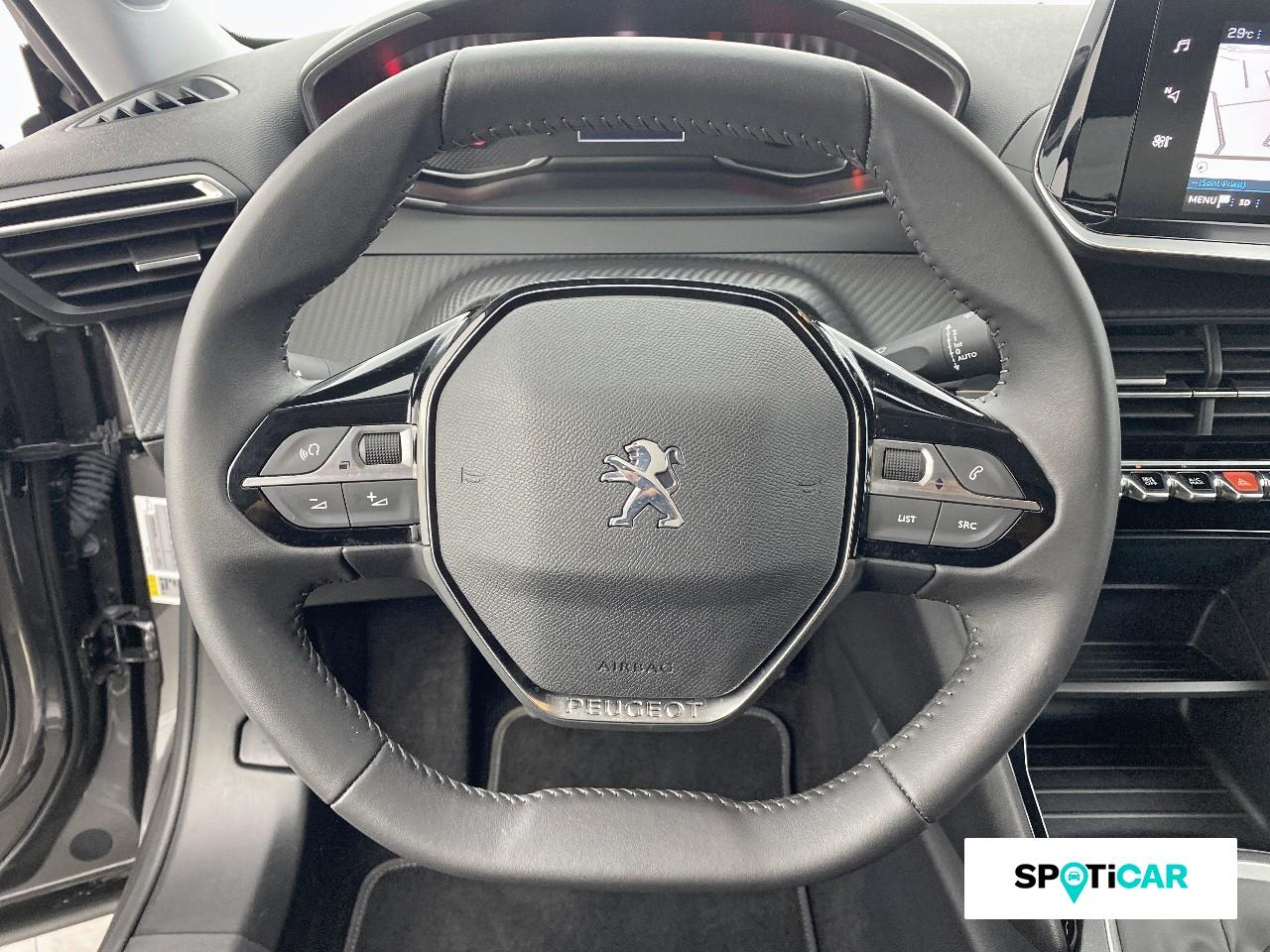 Peugeot 2008 puretech 100 s&s bvm6 style — photo 12